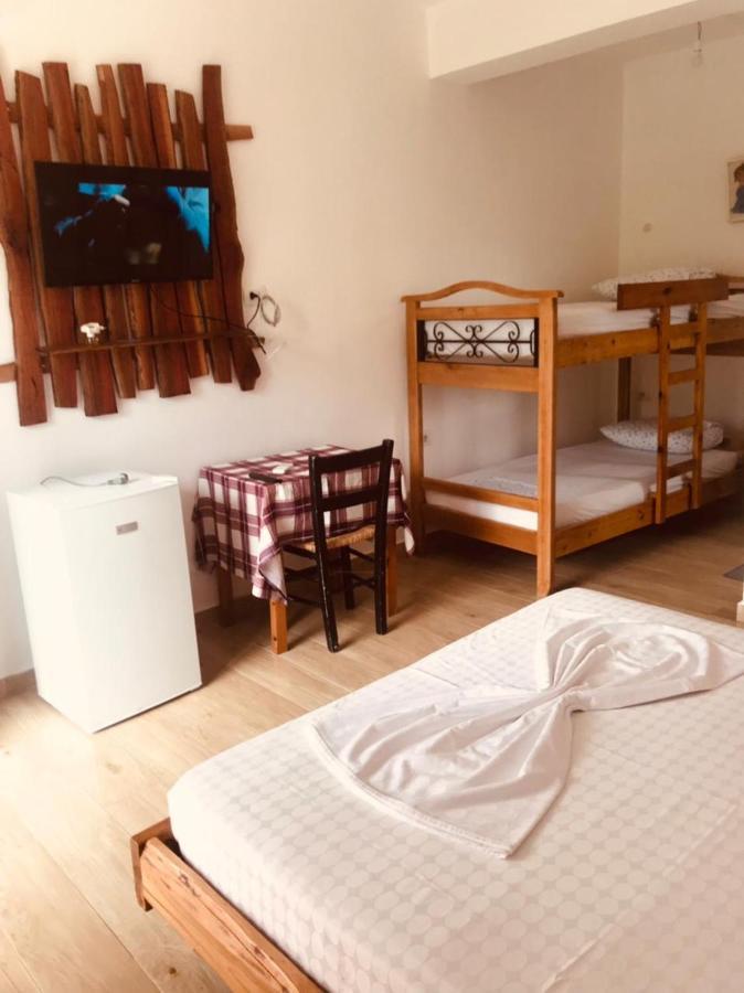 Tropikal Freskia Bunec Sarande Exterior photo