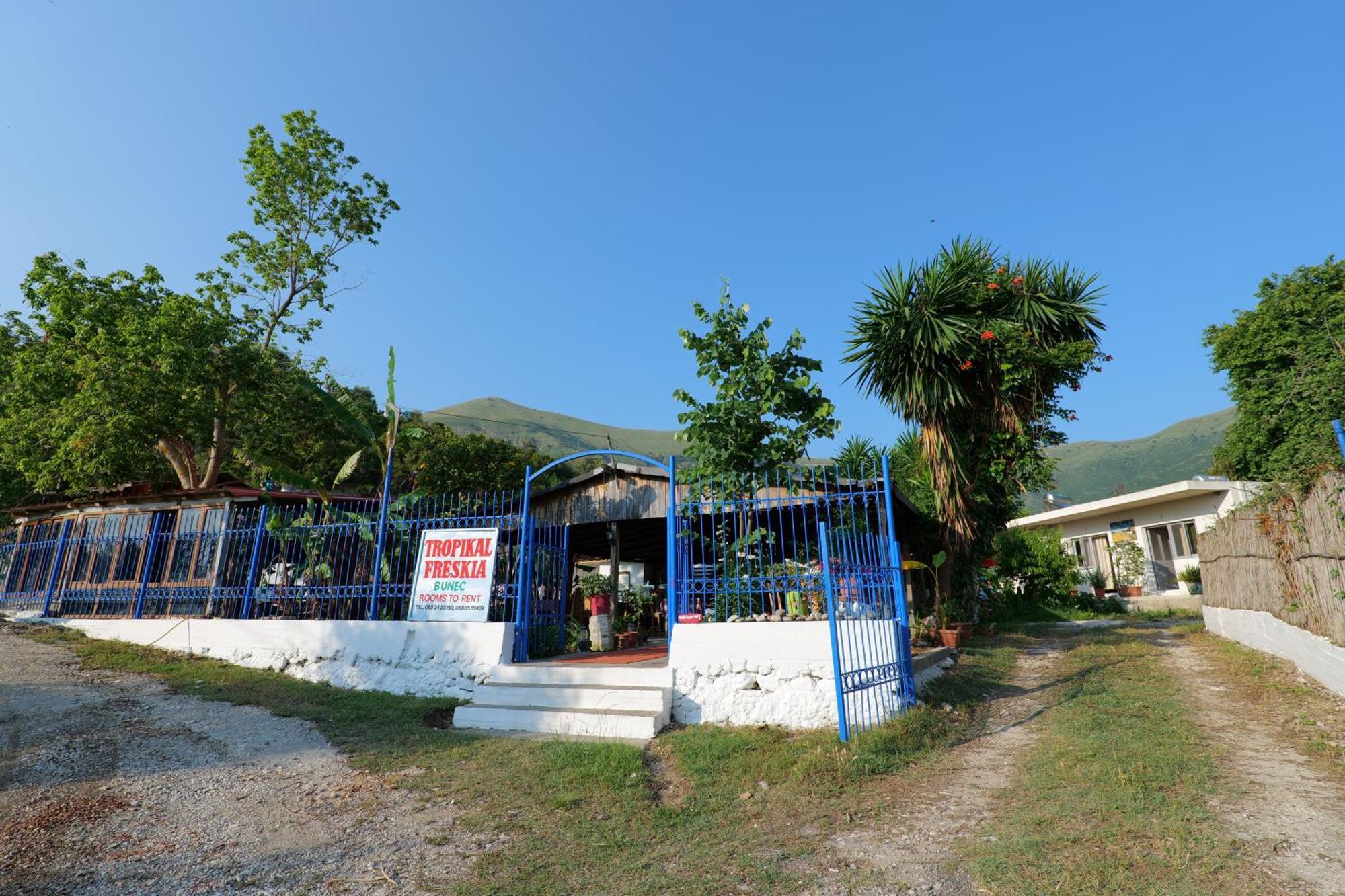 Tropikal Freskia Bunec Sarande Exterior photo