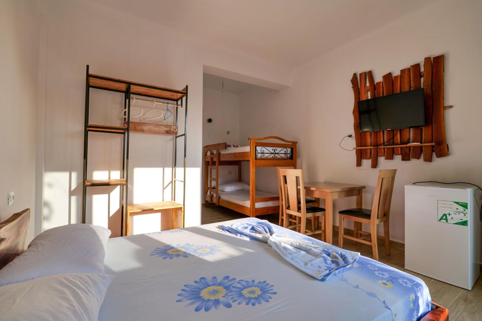 Tropikal Freskia Bunec Sarande Exterior photo