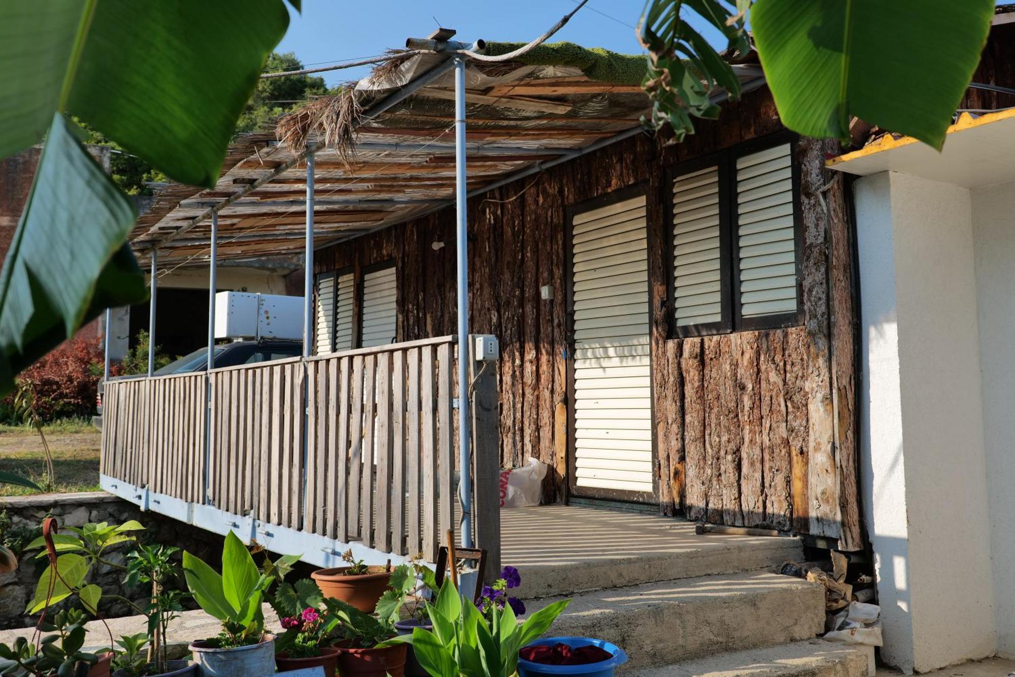 Tropikal Freskia Bunec Sarande Exterior photo