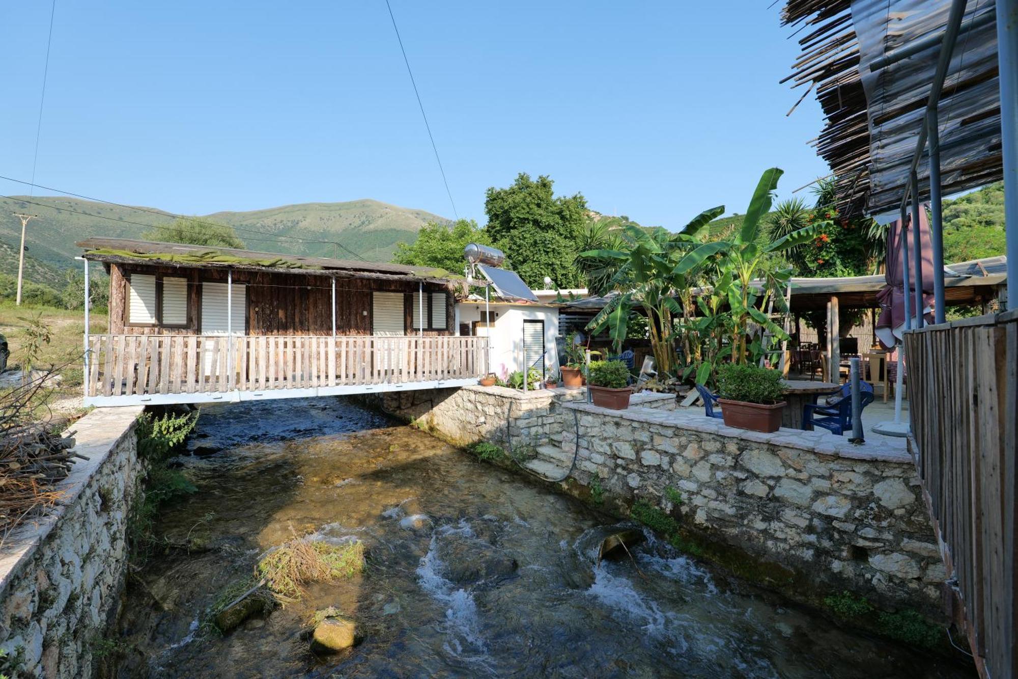 Tropikal Freskia Bunec Sarande Exterior photo