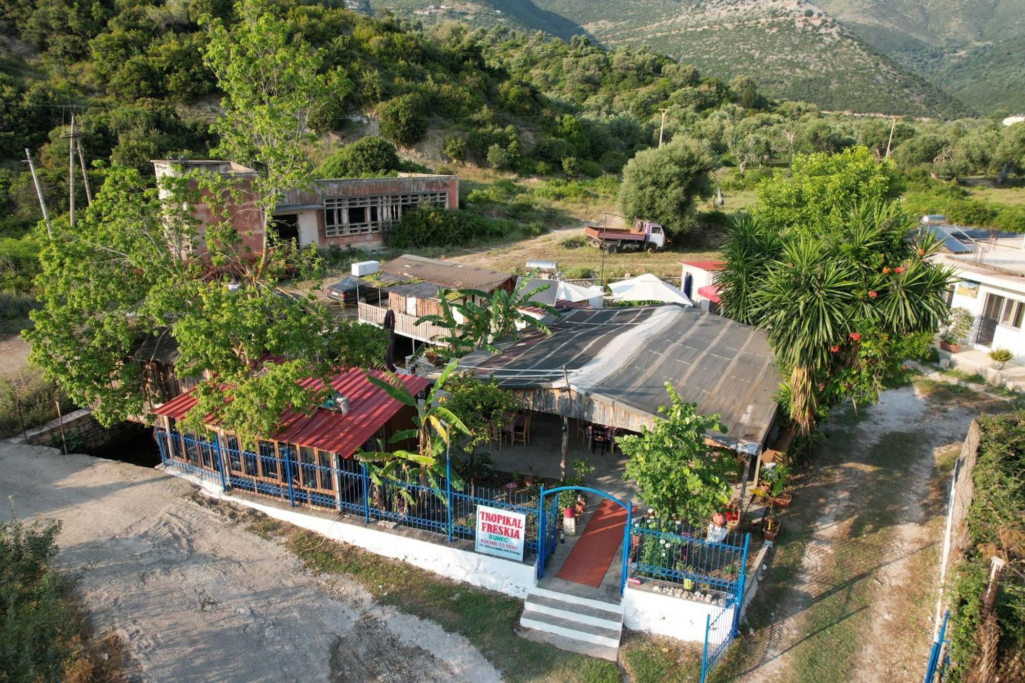 Tropikal Freskia Bunec Sarande Exterior photo