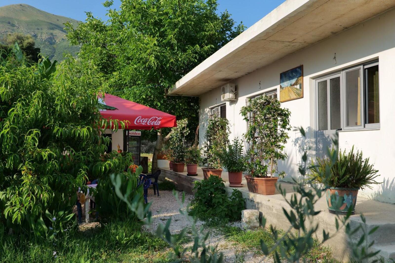Tropikal Freskia Bunec Sarande Exterior photo