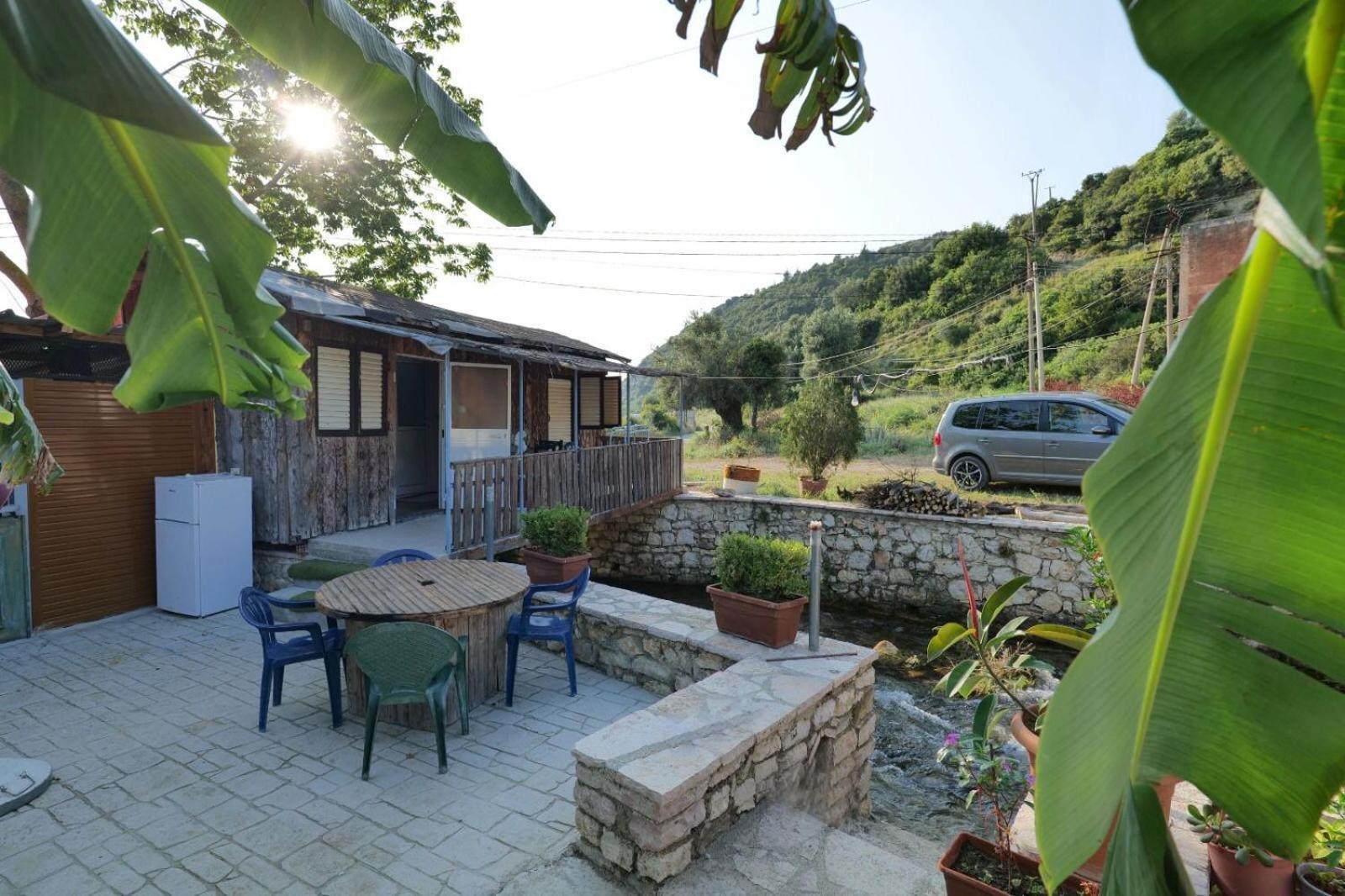 Tropikal Freskia Bunec Sarande Exterior photo